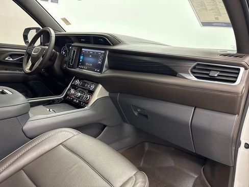 Used 2021 GMC Yukon Denali AWD/4WD image 35