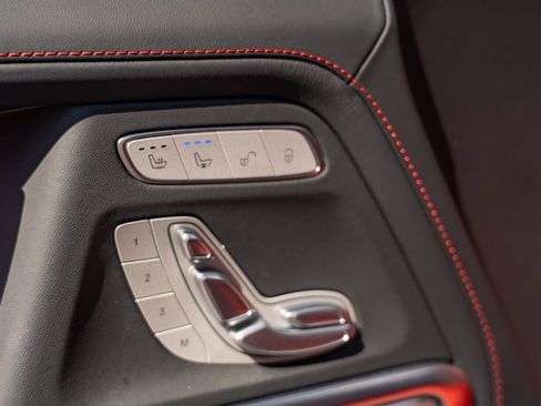 Used 2025 Mercedes-Benz G 63 AMG G 63 AMG image 13