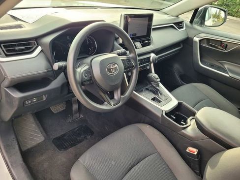Used 2024 Toyota RAV4 LE image 7