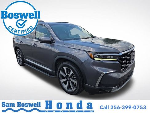 Used 2024 Honda Pilot Touring image 1
