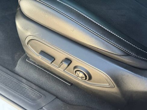 Used 2023 Jeep Grand Cherokee Altitude RWD image 15