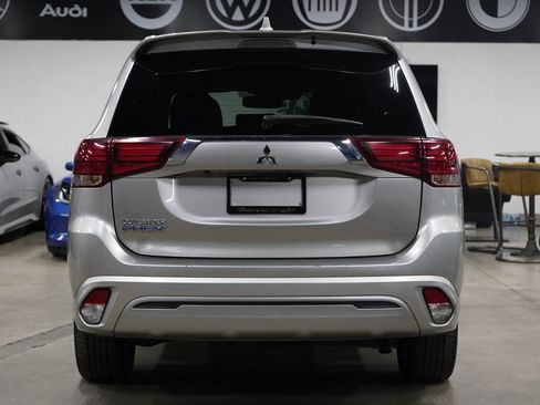 Used 2022 Mitsubishi Outlander SEL AWD/4WD image 4