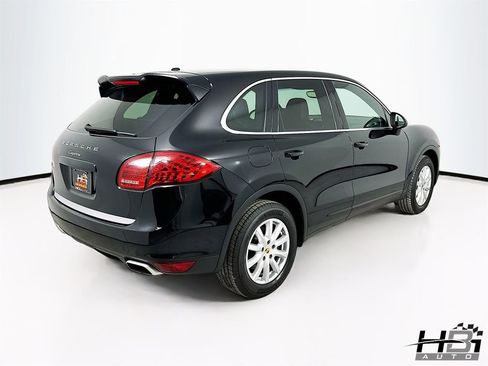 Used 2014 Porsche Cayenne image 6