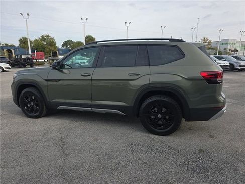 New 2026 Volkswagen Atlas Peak Edition image 7