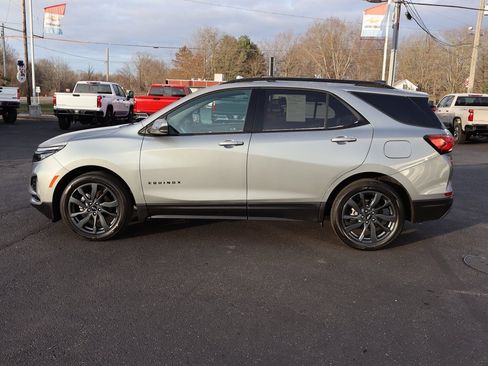 Used 2024 Chevrolet Equinox RS image 27