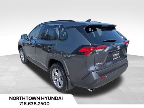 Used 2025 Toyota RAV4 XLE AWD/4WD image 3