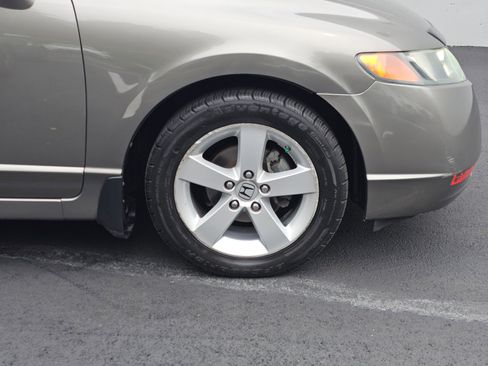 Used 2008 Honda Civic EX image 9