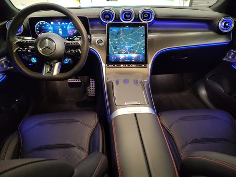 Certified 2025 Mercedes-Benz GLC 43 AMG AMG GLC 43 image 15