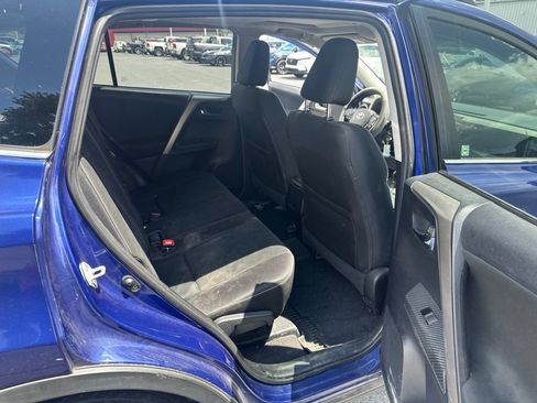 Used 2015 Toyota RAV4 XLE AWD/4WD image 12