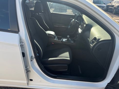 Used 2013 Dodge Charger SXT w/ Blacktop Pkg RWD image 31