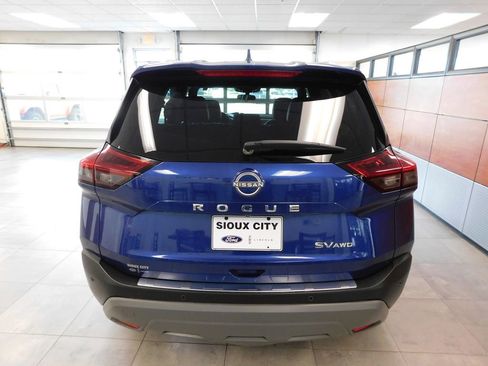 Used 2023 Nissan Rogue SV w/ SV Premium Package AWD/4WD image 5