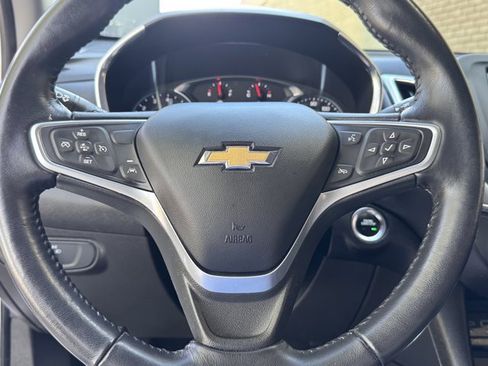 Used 2022 Chevrolet Equinox LT image 17