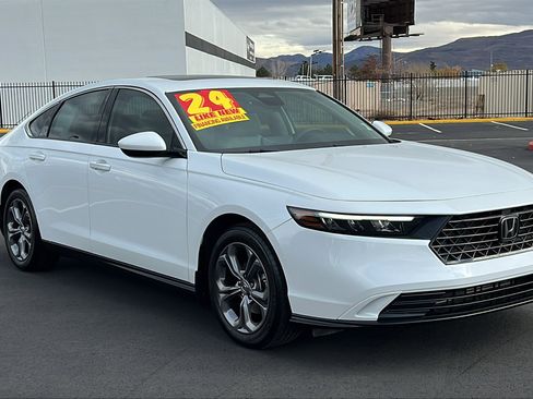 Used 2024 Honda Accord EX image 3