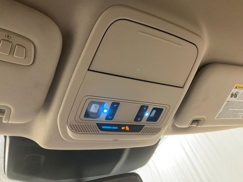 Used 2021 Ford Explorer Limited w/ Equipment Group 301A image 21