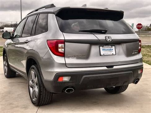 Certified 2020 Honda Passport Touring image 5
