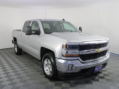Used 2018 Chevrolet Silverado 1500 LT w/ All Star Edition image 24