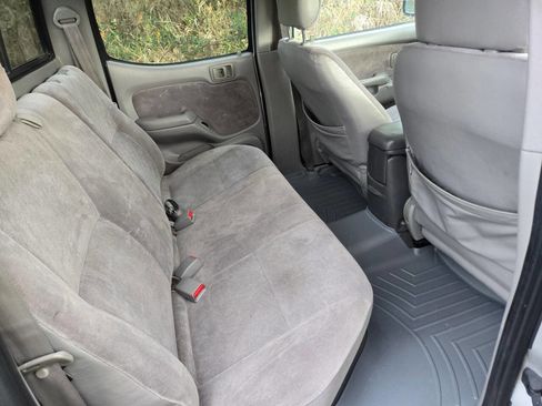 Used 2002 Toyota Tacoma PreRunner image 14