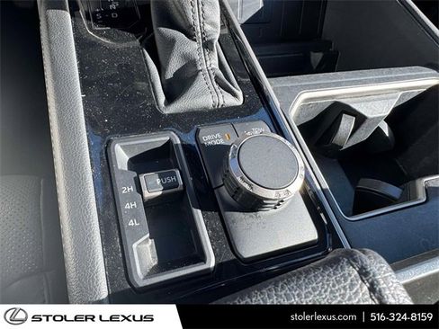 Used 2024 Toyota Tundra Limited image 35