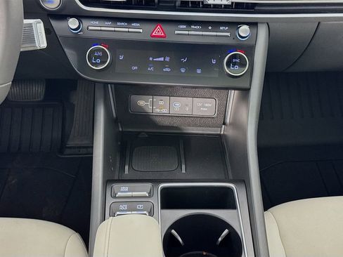 Used 2025 Hyundai Sonata SEL image 38