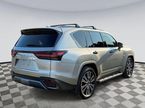 Used 2024 Lexus LX 600 4WD w/ Appearance Package image 2