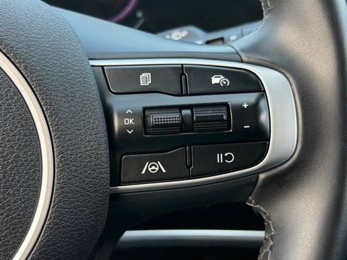 Used 2023 Kia Sportage EX FWD image 28
