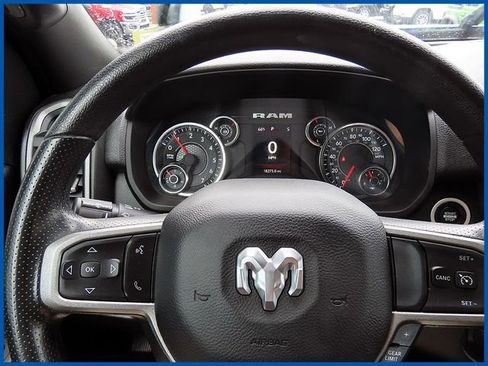 Used 2024 RAM 2500 Tradesman w/ Chrome Appearance Group AWD/4WD image 14