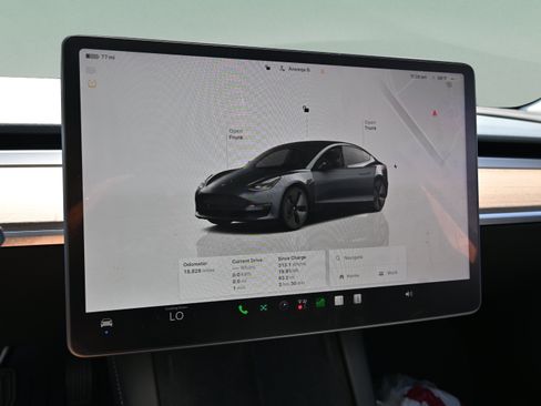 Used 2023 Tesla Model 3 Standard Range RWD image 27