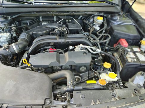 Used 2015 Subaru Outback 2.5i Limited AWD/4WD image 28