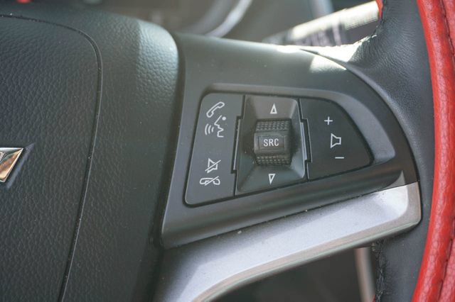 Used 2022 Chevrolet Trax LT w/ Redline Edition AWD/4WD image 9