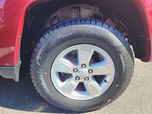 Used 2012 Jeep Liberty Sport AWD/4WD image 14