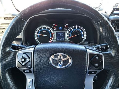 Used 2016 Toyota 4Runner SR5 image 19