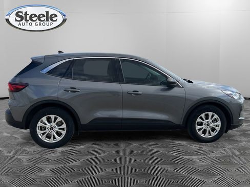 Used 2023 Ford Escape Active image 6