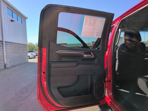 Used 2024 GMC Sierra 1500 Elevation w/ LPO, Elevation Black Package AWD/4WD image 23
