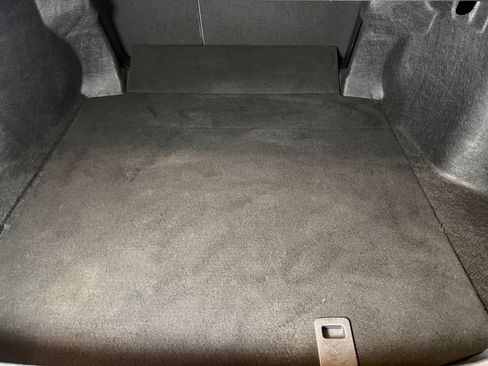 Used 2019 Toyota Camry SE FWD image 20