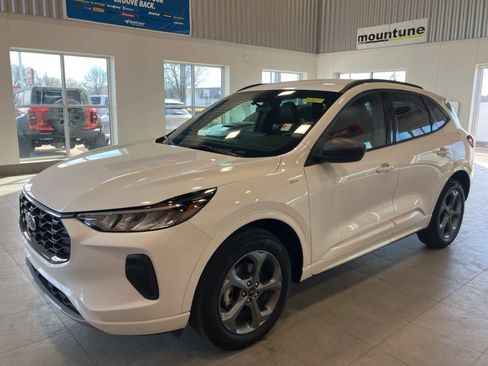 Used 2024 Ford Escape ST-Line w/ Tech Pack #1 image 1