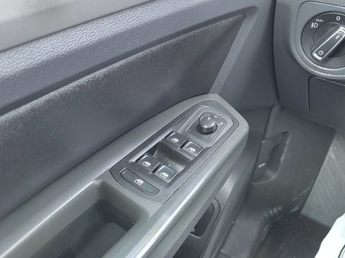 Used 2018 Volkswagen Atlas SEL FWD image 19