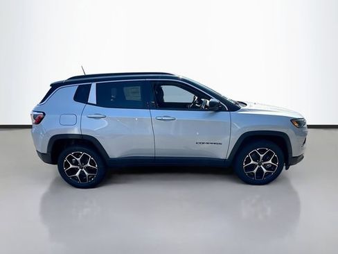 New 2026 Jeep Compass Limited AWD/4WD image 5