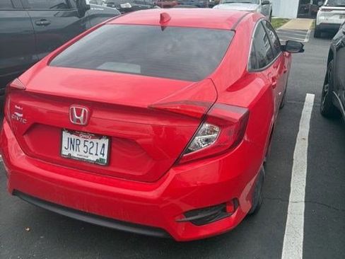 Used 2018 Honda Civic EX image 6