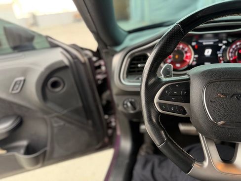Used 2022 Dodge Challenger SRT Hellcat RWD image 7
