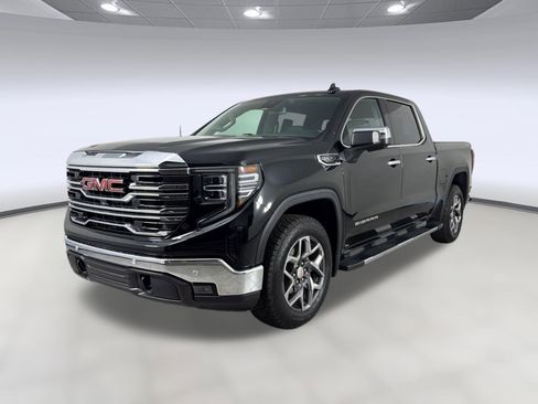 Used 2023 GMC Sierra 1500 SLT w/ SLT Premium Plus Package image 1