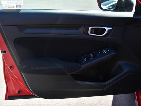 Used 2024 Honda Civic Sport image 13