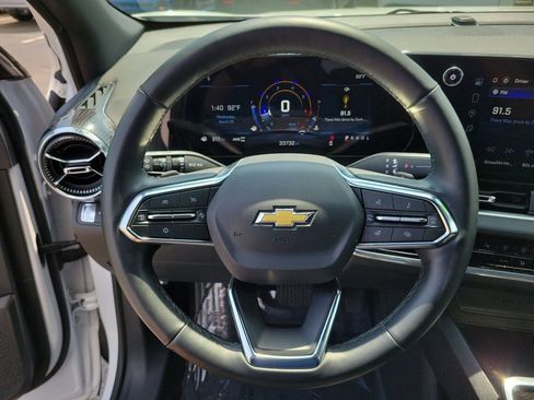 Used 2025 Chevrolet Equinox LT image 26