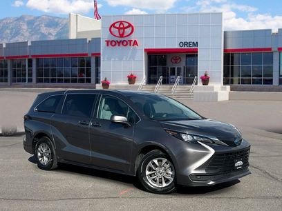 Used 2024 Toyota Sienna LE