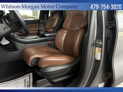 Used 2022 Lincoln Aviator Reserve w/ Equipment Group 201A AWD/4WD image 14