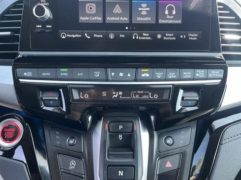 Used 2025 Honda Odyssey Touring image 19