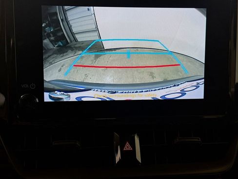 Used 2024 Toyota Corolla LE image 14