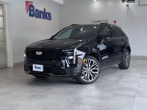 Certified 2024 Cadillac XT4 Sport AWD/4WD image 2