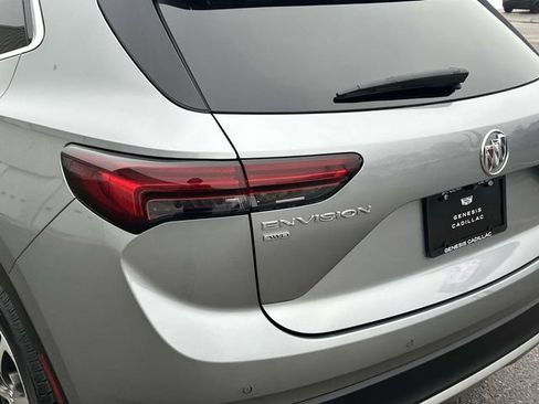 Used 2023 Buick Envision Essence image 9