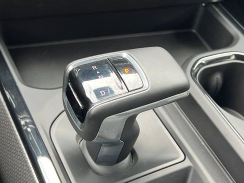 Used 2023 Chevrolet Silverado 1500 ZR2 w/ Technology Package AWD/4WD image 29