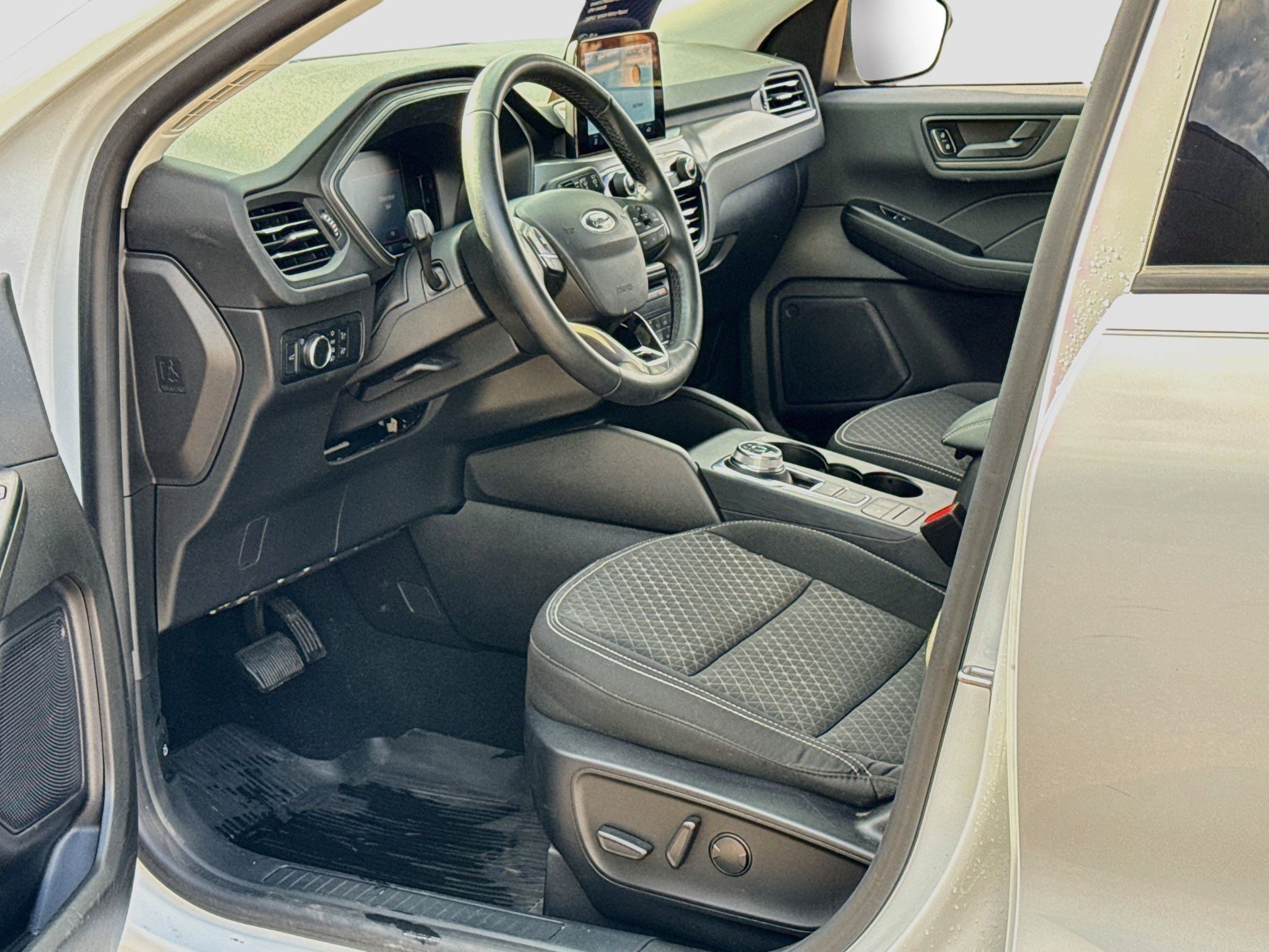 Certified 2024 Ford Escape Active FWD image 11